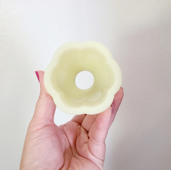 ⭐️Vintage⭐️Fenton Custard Hobnail Uranium Glass Fairy Lamp - Picture 5 of 11